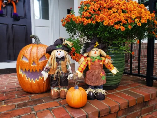 front porch decorated for halloween